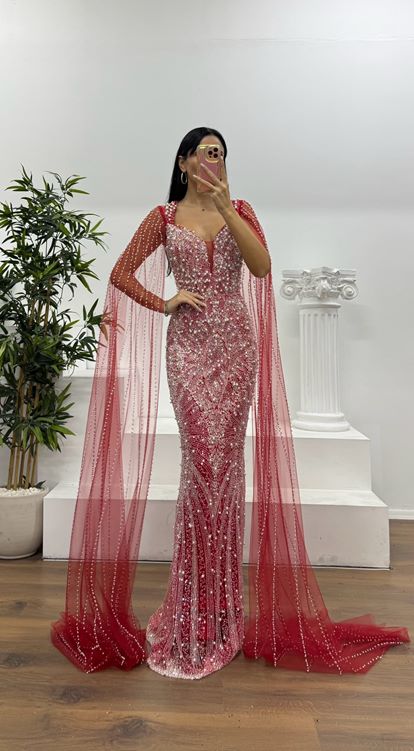 Kırmızı Kollu İnci Süslemeli Abiye Elbise